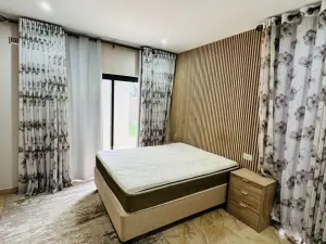 4 Bedroom House to Rent in Highlands