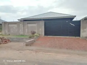 3 Bedroom House to Rent in Southview Park