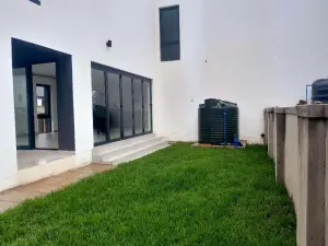 Flat/Apartment to Rent in Borrowdale West