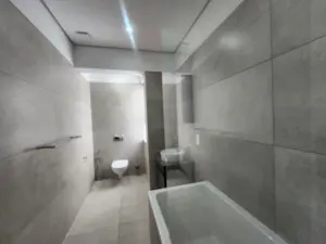 Flat/Apartment to Rent in Borrowdale West