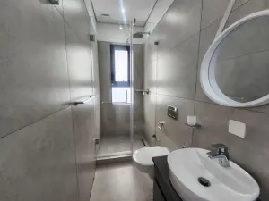 Flat/Apartment to Rent in Borrowdale West