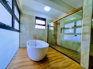 Townhouse/Cluster to Rent in Newlands