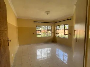3 Bedroom House to Rent in Milton Park