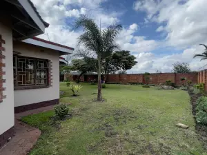 3 Bedroom House to Rent in Milton Park