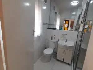 Flat/Apartment to Rent in Avenues