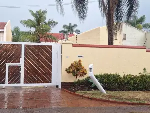 Townhouse/Cluster to Rent in Avondale