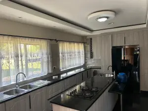 4 Bedroom House to Rent in Highlands