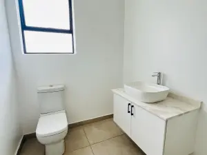 3 Bedroom House to Rent in Mount Pleasant