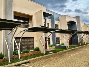 Townhouse/Cluster to Rent in Greencroft