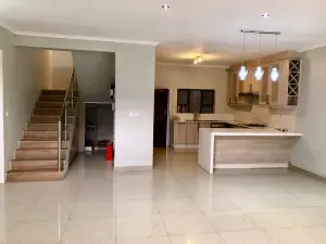 Townhouse/Cluster to Rent in Greencroft