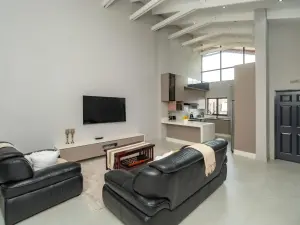 Townhouse/Cluster to Rent in Gletwin Park