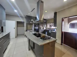 5 Bedroom House to Rent in Arlington