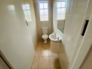 Flat/Apartment to Rent in Mount Pleasant