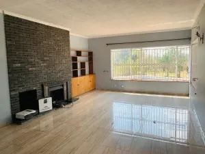 4 Bedroom House to Rent in The Grange