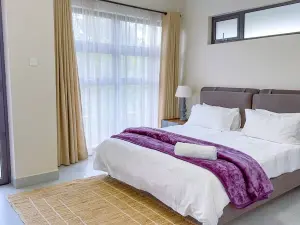 Townhouse/Cluster to Rent in Greendale