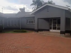 Office to Rent in Avondale