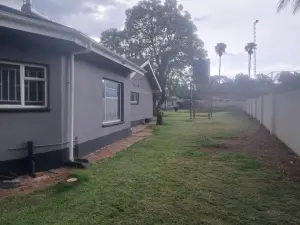 Office to Rent in Avondale