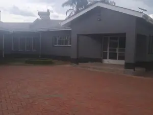 Office to Rent in Avondale