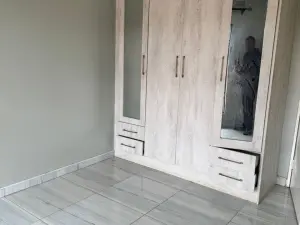 3 Bedroom House to Rent in Rockview