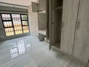 3 Bedroom House to Rent in Rockview