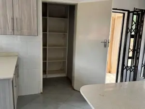 3 Bedroom House to Rent in Rockview