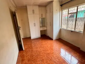 3 Bedroom House to Rent in Glen View