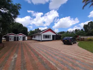 House to Rent in Greendale North