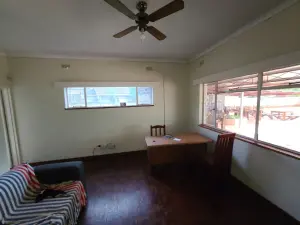 3 Bedroom House to Rent in Greendale North