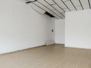 Retail/Shop to Rent in Greendale