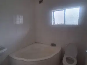 3 Bedroom House to Rent in Greendale North