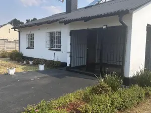 Office to Rent in Eastlea