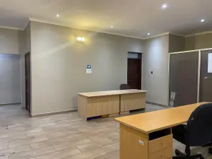 Office to Rent in Avondale