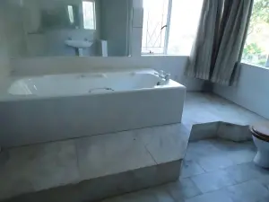 4 Bedroom House to Rent in Kambanji