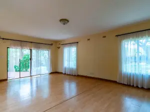 4 Bedroom House to Rent in Mandara