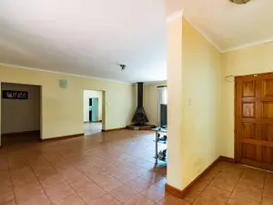 4 Bedroom House to Rent in Mandara