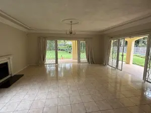 6 Bedroom House to Rent in Highlands