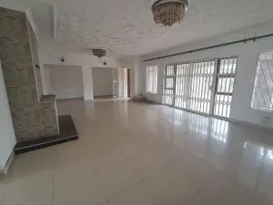4 Bedroom House to Rent in Parktown