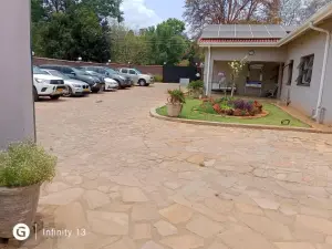 Office to Rent in Avondale