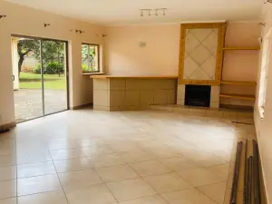 4 Bedroom House to Rent in Mount Pleasant
