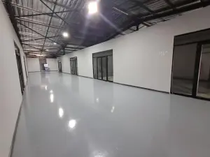 Retail/Shop to Rent in Hogerty Hill