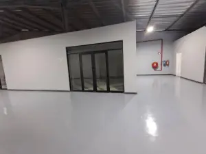 Retail/Shop to Rent in Hogerty Hill