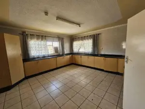 4 Bedroom House to Rent in Marlborough