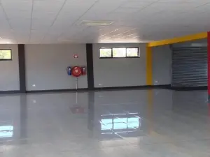 Warehouse/Industrial to Rent in Belvedere