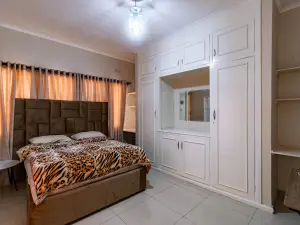 5 Bedroom House to Rent in Glen Lorne