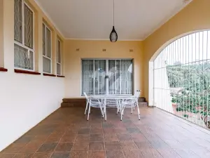 5 Bedroom House to Rent in Glen Lorne