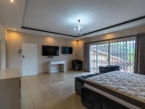 5 Bedroom House to Rent in Glen Lorne