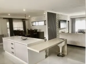 Townhouse/Cluster to Rent in Mount Pleasant