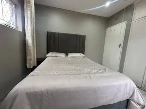 3 Bedroom House to Rent in Greendale