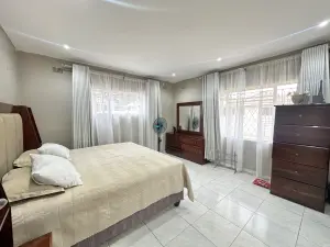 3 Bedroom House to Rent in Greendale