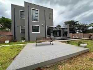 Townhouse/Cluster to Rent in Glen Lorne